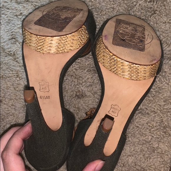 Tory Burch Green Amina Olive Canvas High Heel - Picture 10 of 11